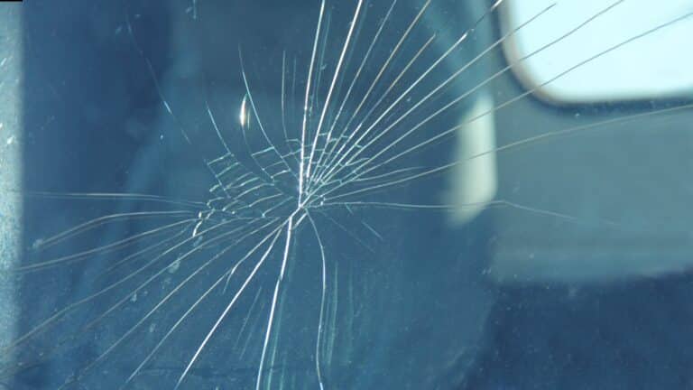 windscreen crack repair